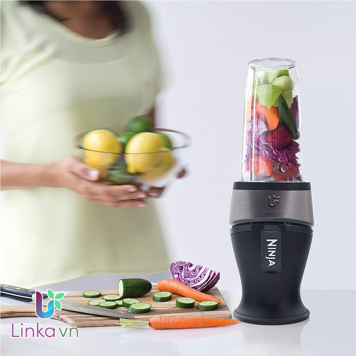 Máy xay sinh tố Nutri Ninja Slim QB3001SS1.jpg