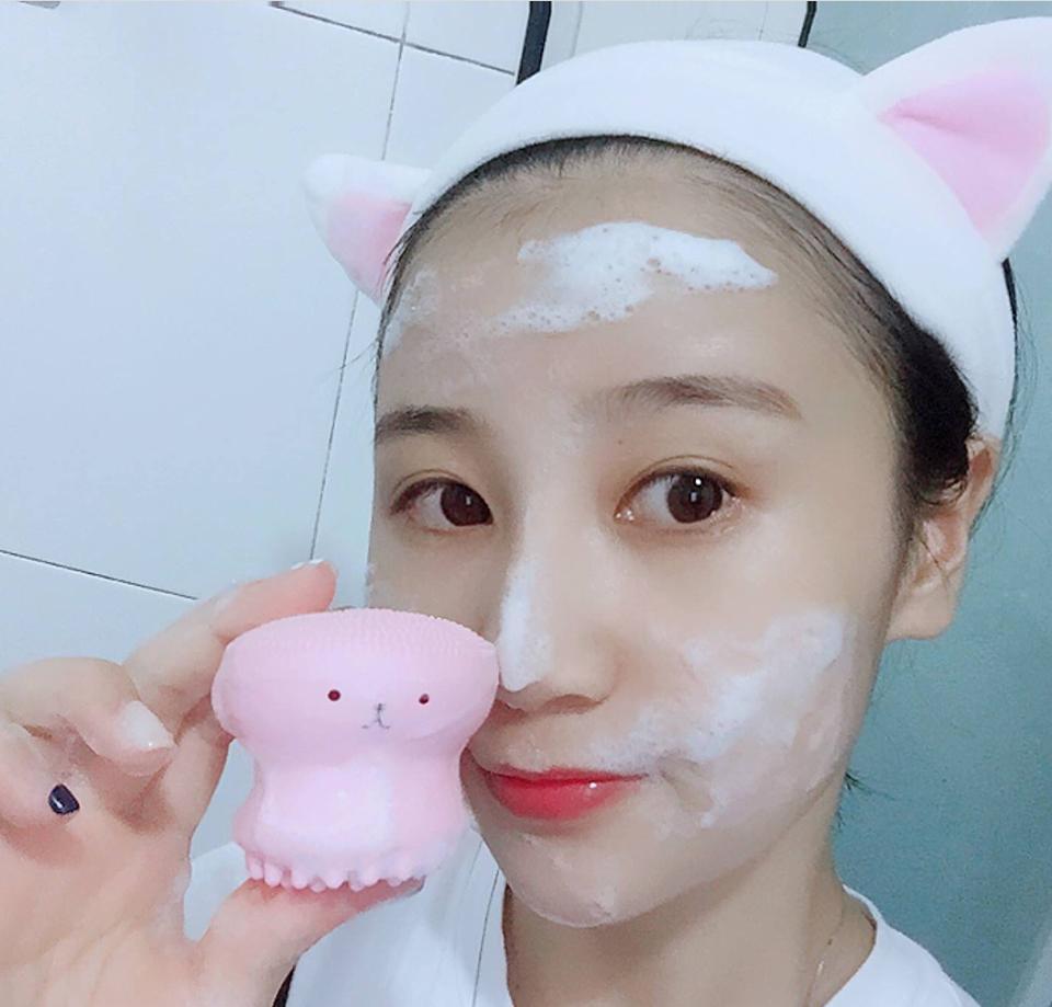 [HCM]Cọ rửa mặt bạch tuộc