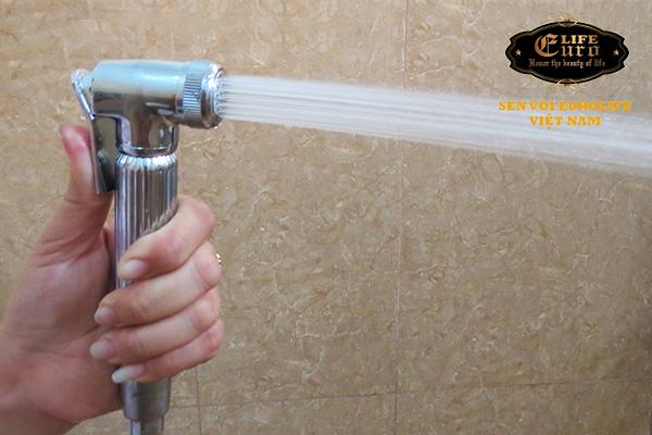 Bộ tay xịt vệ sinh bằng đồng Eurolife EL-X02-15.jpg