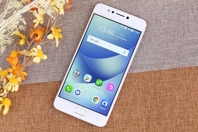 ZenFone 4 Max