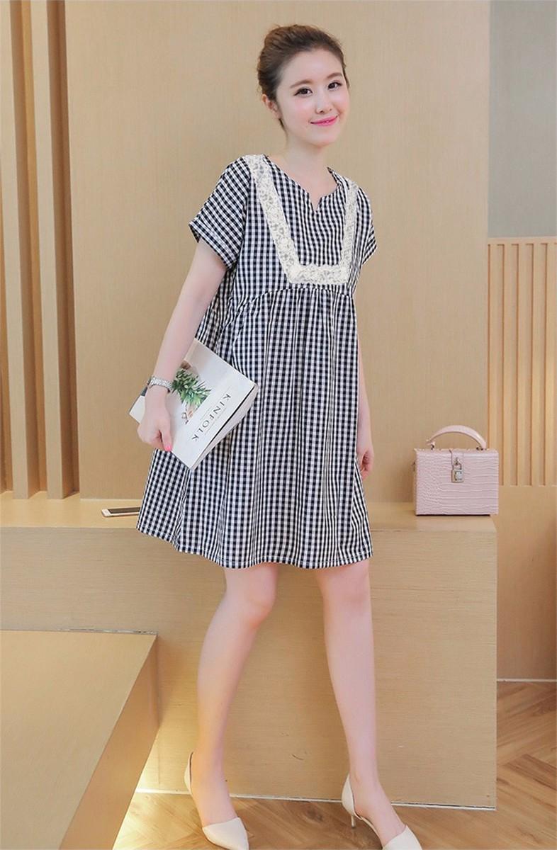 Đầm suông ca rô phối ren chữ U D073