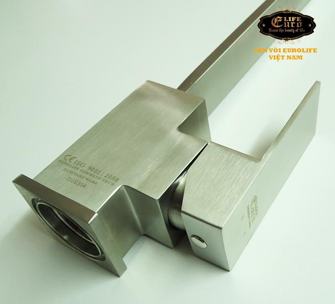Vòi rửa chén nóng lạnh Inox SUS 304 Eurolife EL-T002 (Trắng vàng)-29.jpg