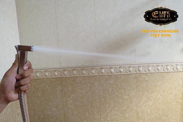 Bộ tay xịt vệ sinh bằng đồng Eurolife EL-X03-13.jpg