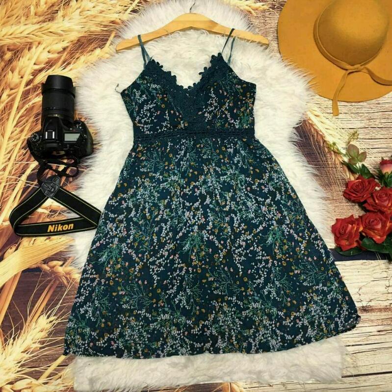 Đầmxòe 2 dây phối ren hoa D276