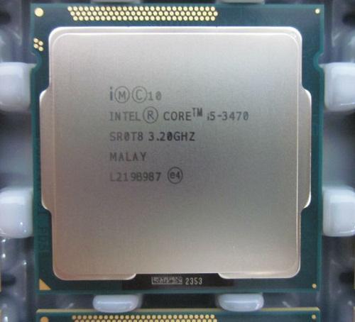 599599dc6e4d9_lehuycomputer.jpg