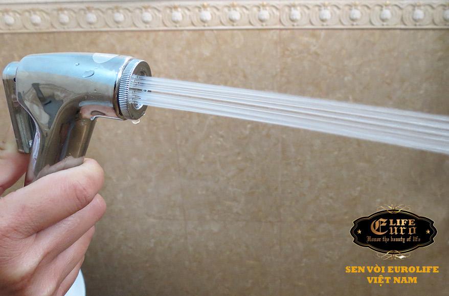 Bộ-vòi-xịt-vệ-sinh-Eurolife-EL-X01-(Trắng-bạc)-5.jpg