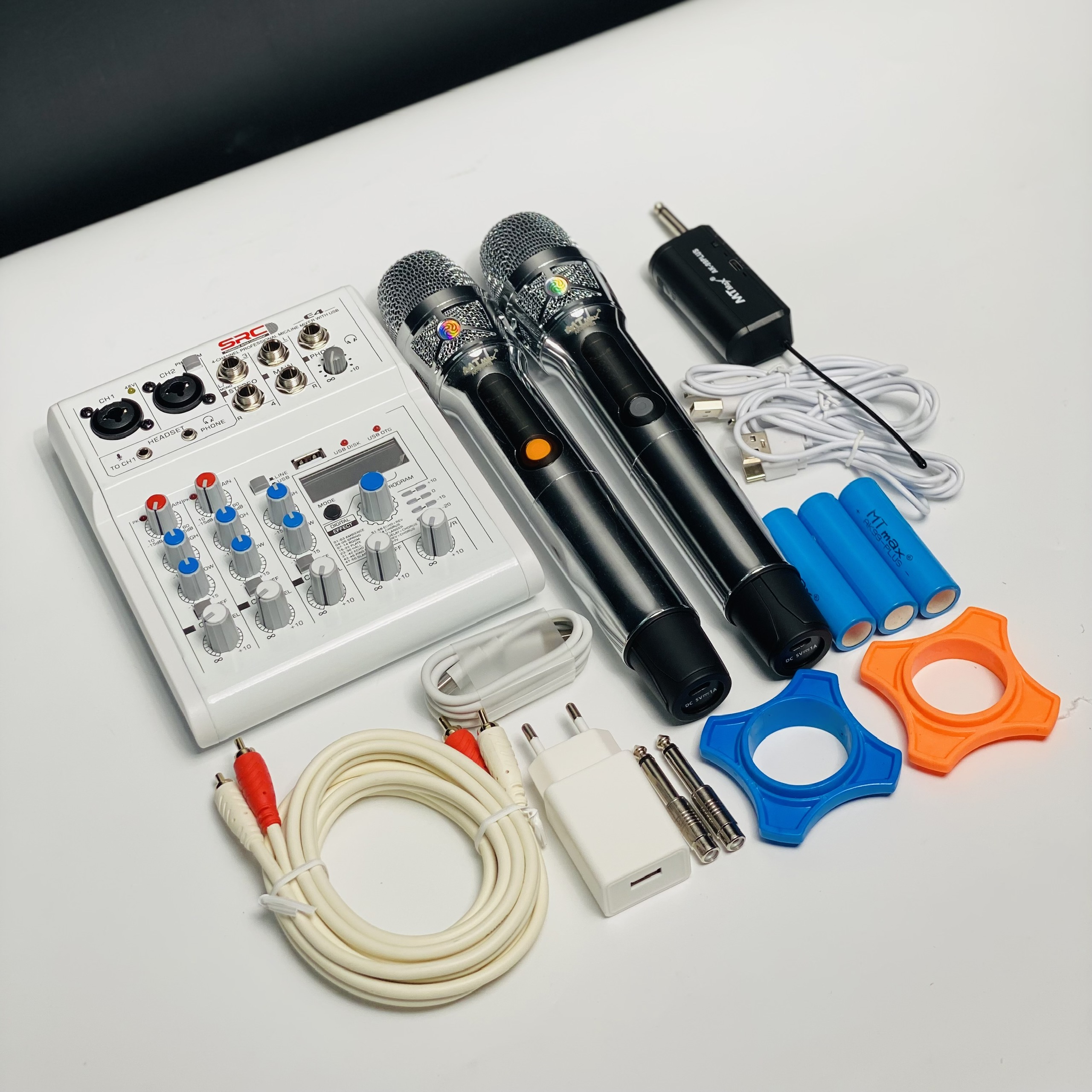 [ Phiên Bản Mới Nhất 2024 ] Bộ Combo Mixer E4 và Mic AK99 Plus Thu Âm Livestream Karaoke Chính Hãng 