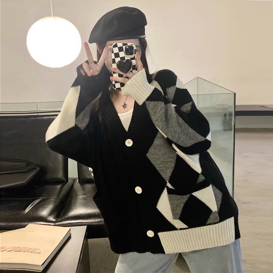 Áo khoác len cardigan nữ form rộng dáng dài dày dặn bigsize phối kẻ caro len thừng phong cách Ulzzan