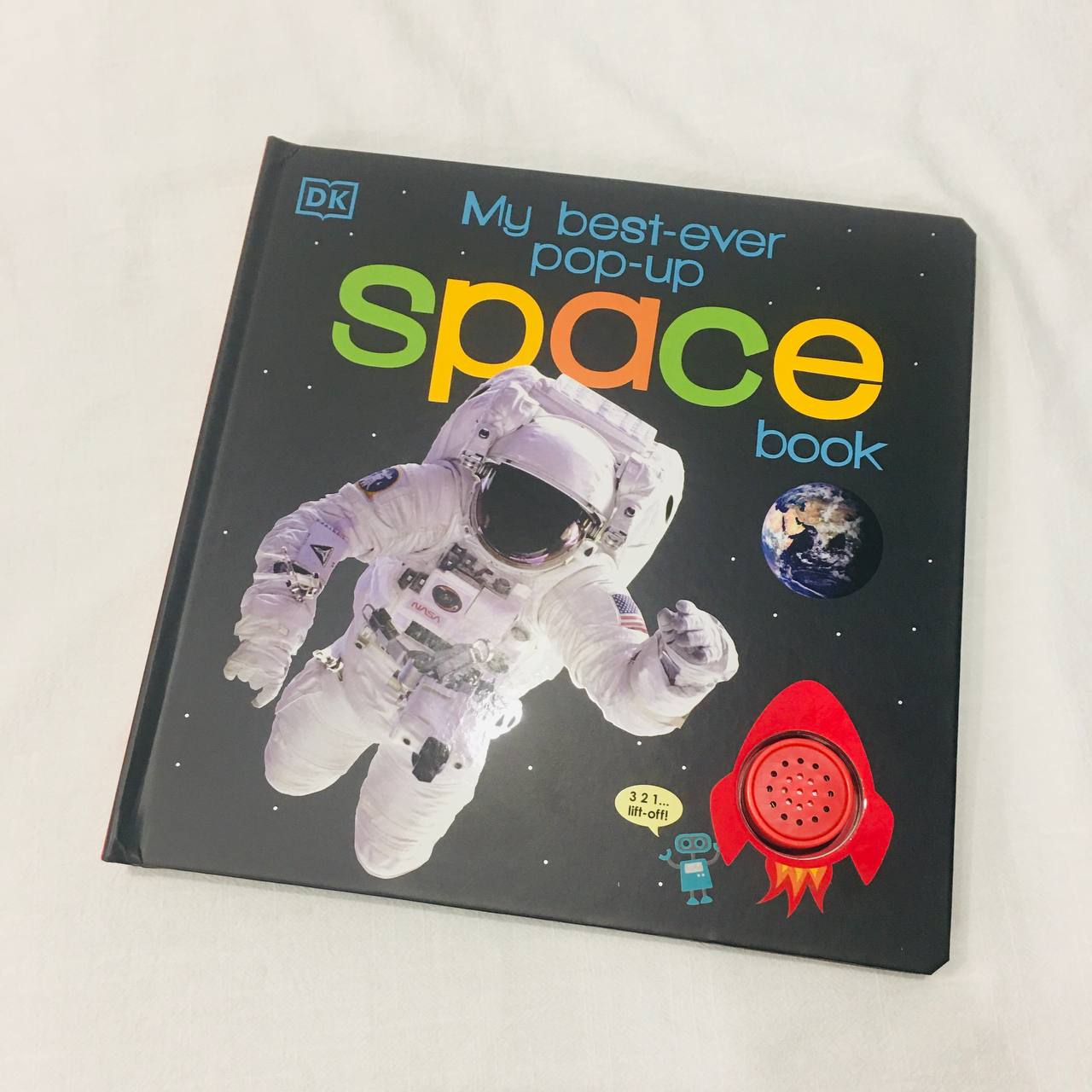 Sách - DK My Best Ever Pop-up Space Book - Sách Tương Tác Có Âm Thanh Cho Bé Từ 4 Tuổi