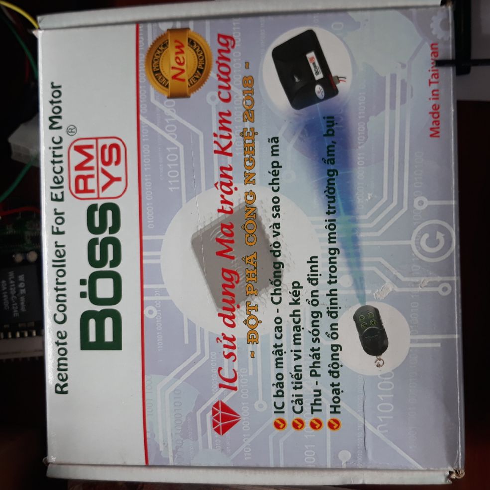 Bộ điều khiển cửa cuốn BossDoor Tân Trường Sơn mã nhảy ma trận 336 mhz