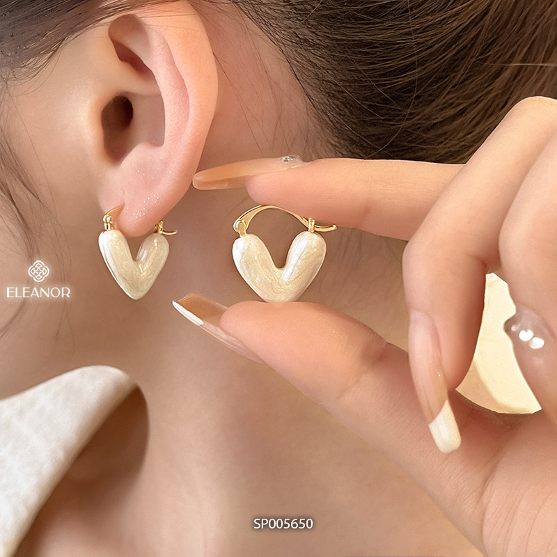 Bông tai nữ chuôi bạc 925 Eleanor Accessories khuyên tai hình trái tim phụ kiện trang sức 5650