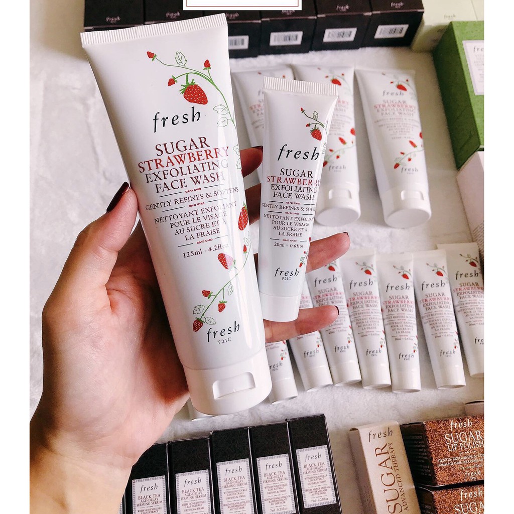 [Hcm]Sữa Rửa Mặt Tẩy Da Chết Fresh Sugar Strawberry Exfoliating Face Wash