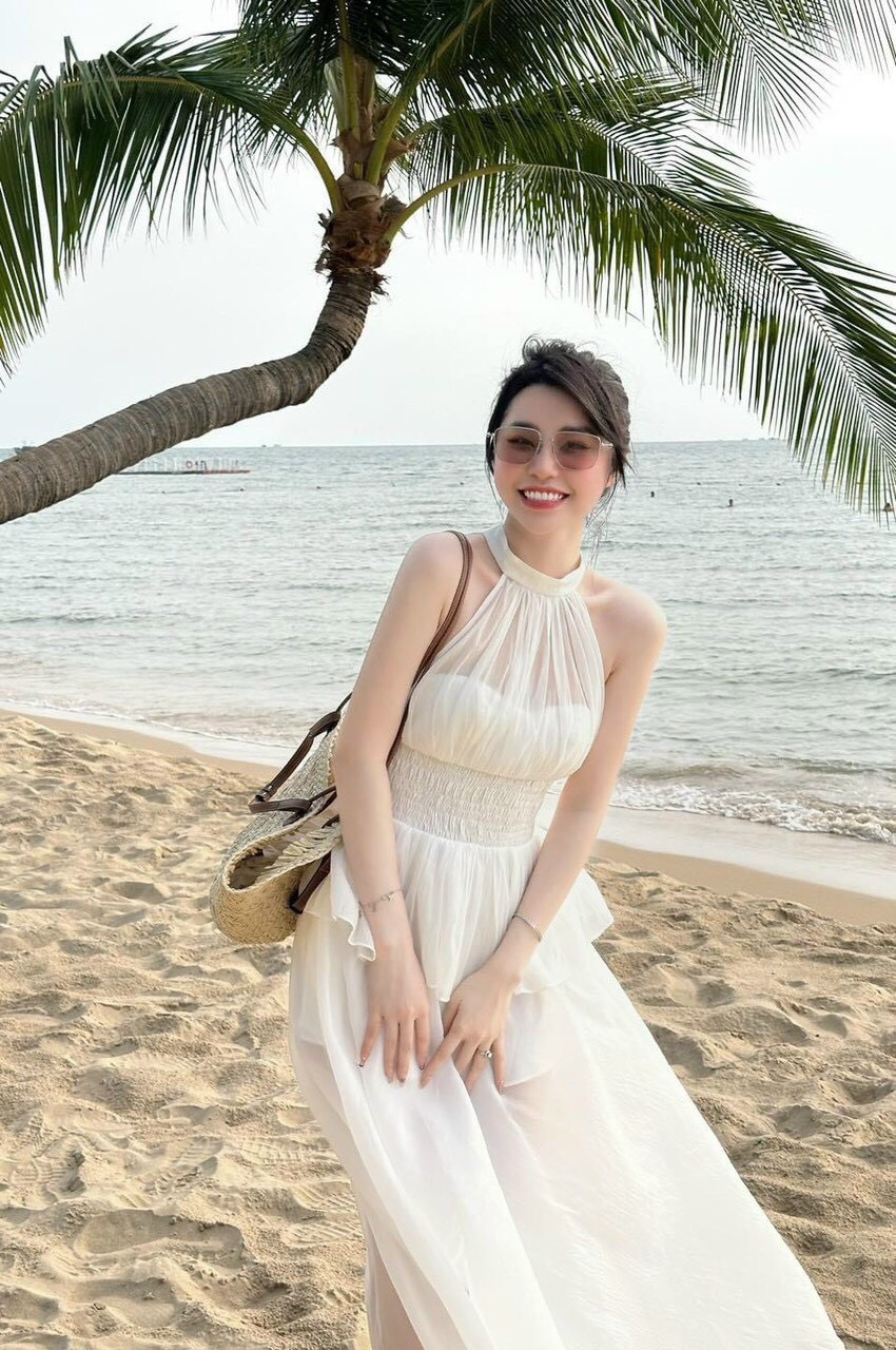 Set áo vải voan cổ yếm có lót nhún thun eo kèm chân váy dáng xòe nhẹ nhàng vintage DX