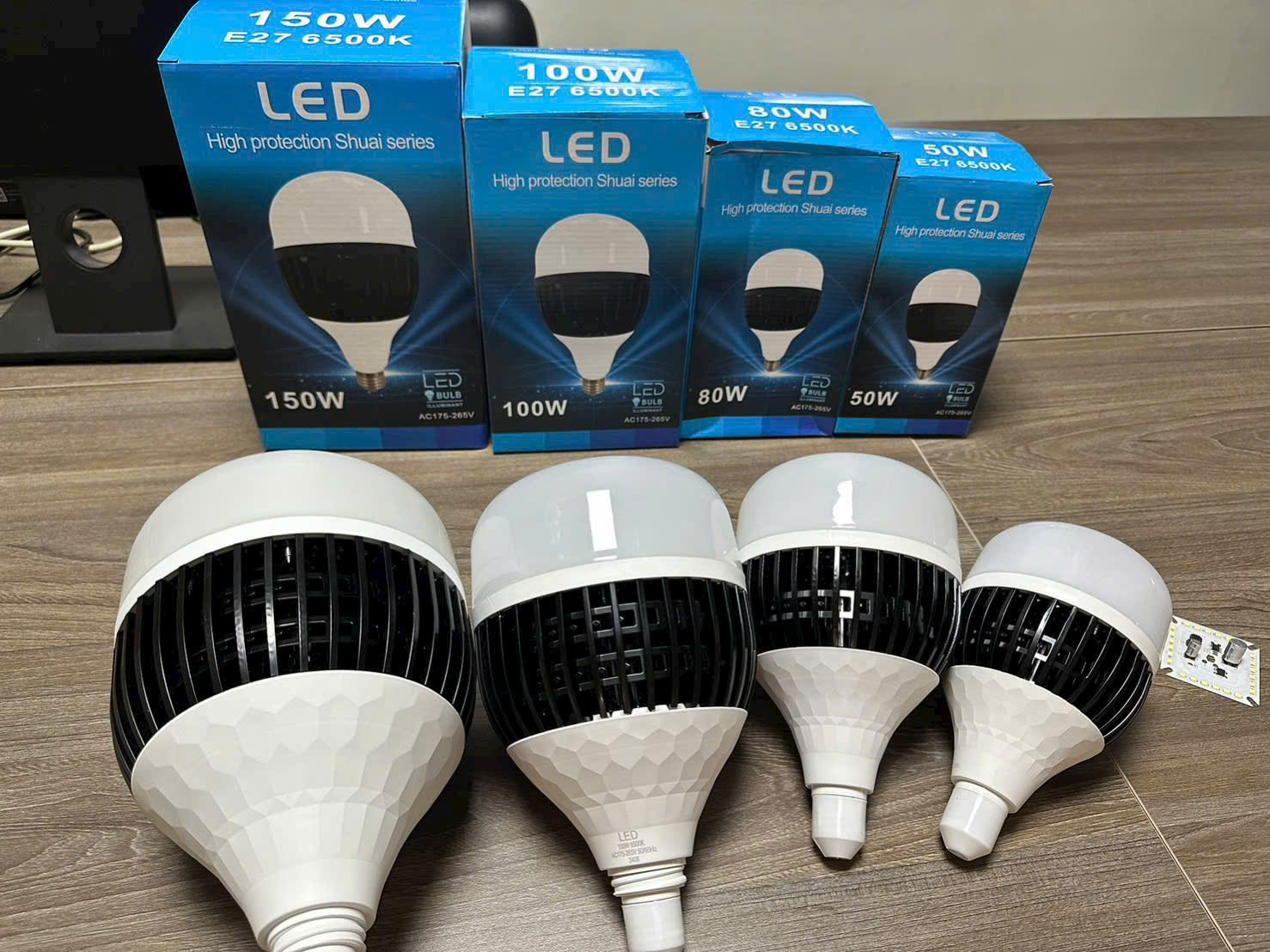 Bóng đèn led 50w 100w 150w 80w tản nhiệt nhôm siêu sáng