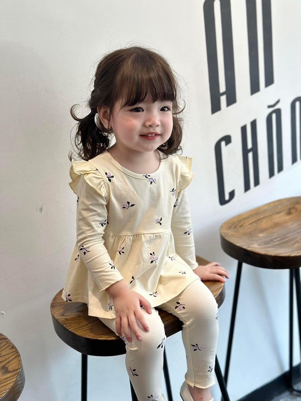 Bộ quần áo dài tay bánh bèo cánh tiên cho bé gái từ 8kg đến 18kg