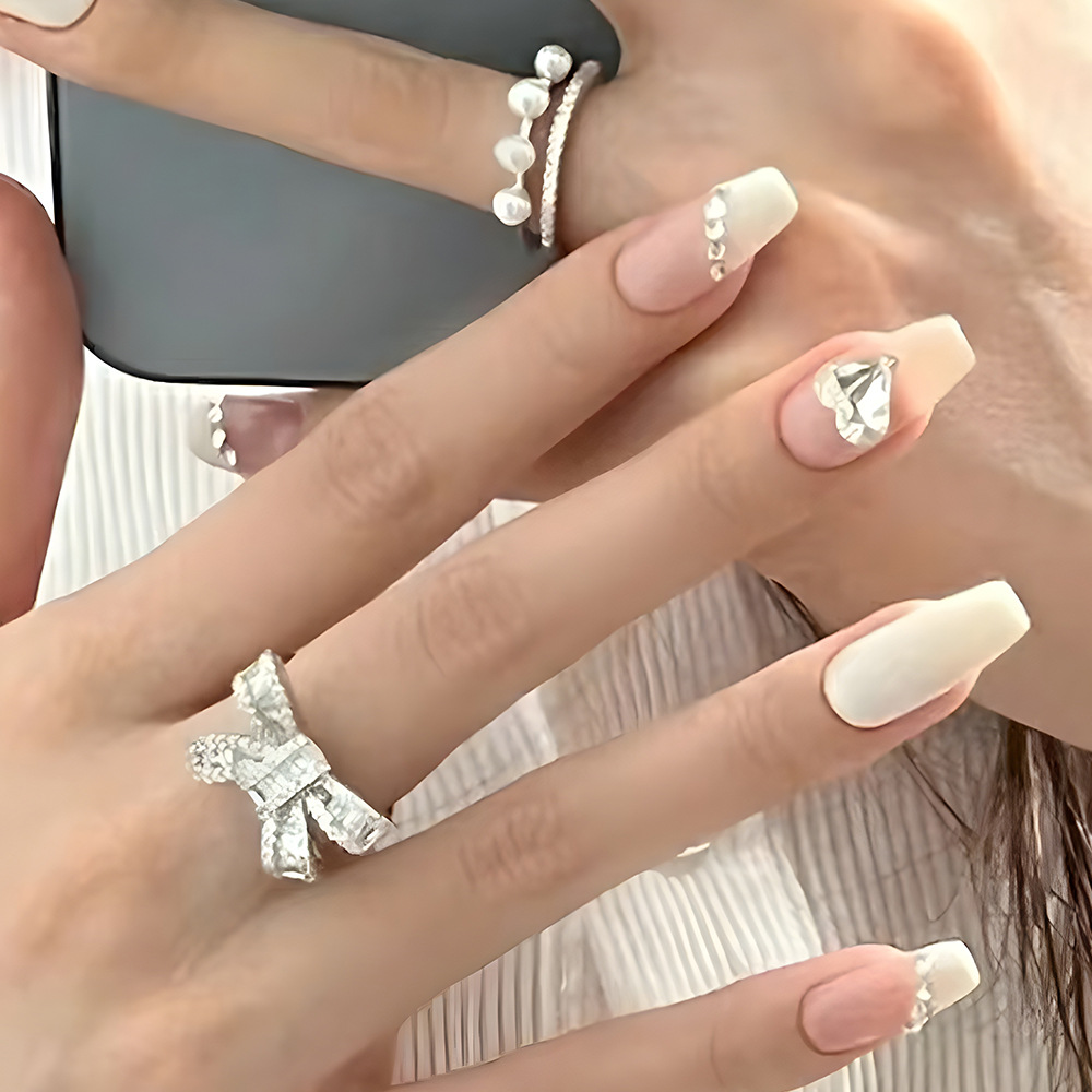 Top 50+ mẫu nail đính đá đẹp lung linh cho nàng tỏa sáng
