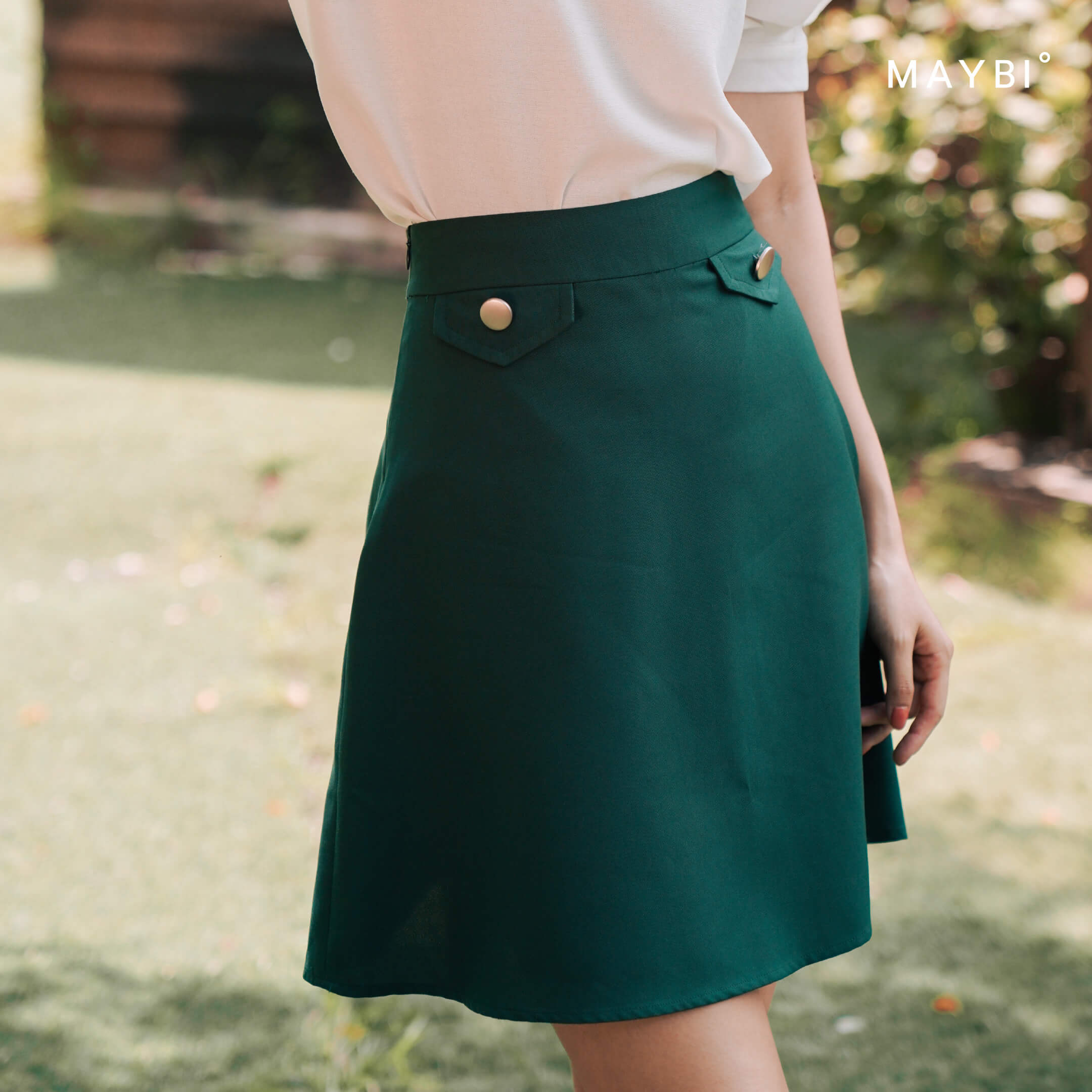 [NHẬP MÃ NOVFALAZSOCIAL02 GIẢM 40K ĐƠN 199K  ] Chân váy A MAYBI basic Kelly Green A Skirt