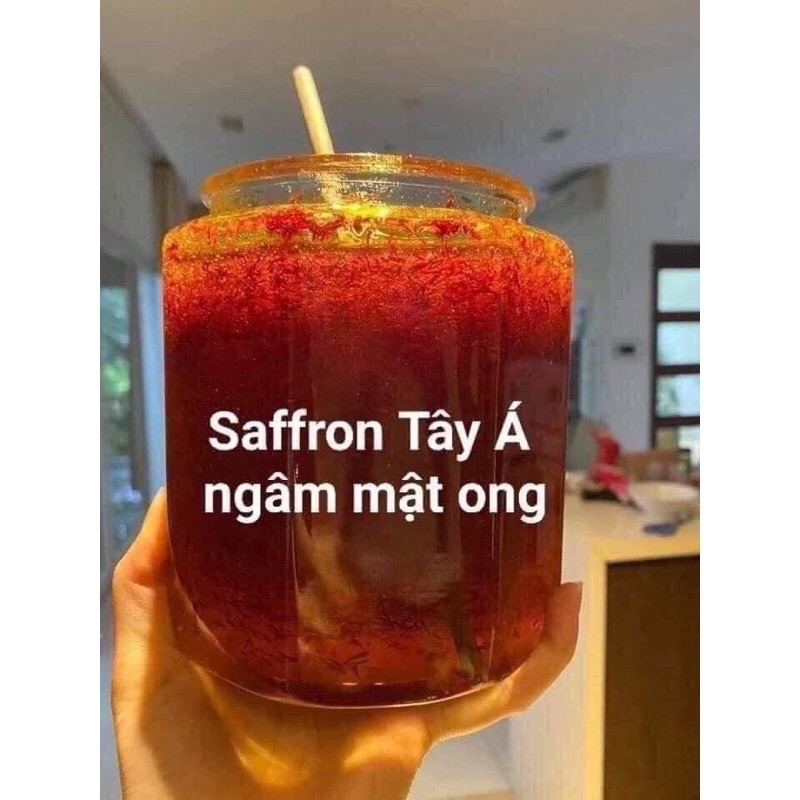 TẶNG 10G NỤ HOA HỒNG KHI MUA 500ML SAFFRON NGÂM MẬT ONG