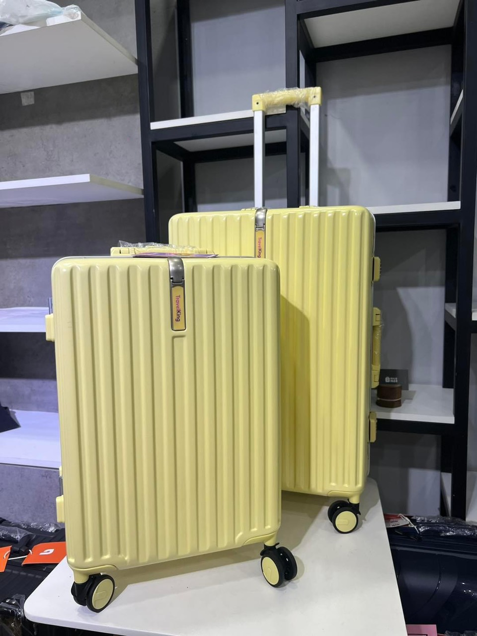Vali TRAVELKING805 chính hãng Hùng Phát kéo cao cấp khung nhôm khoá sập TRAVELKING805 chính hãng Hùn