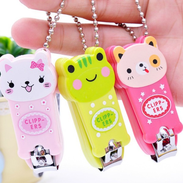 Bấm Móng Tay Nhỏ Có Móc Treo Hình Thú cho bé