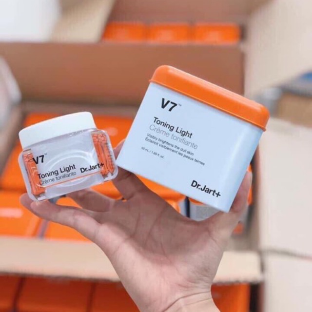 [HCM]Kem V7 Thiếc Vuông Toning Light Trắng Mịn Da Mờ Nám  Tàn Nhang