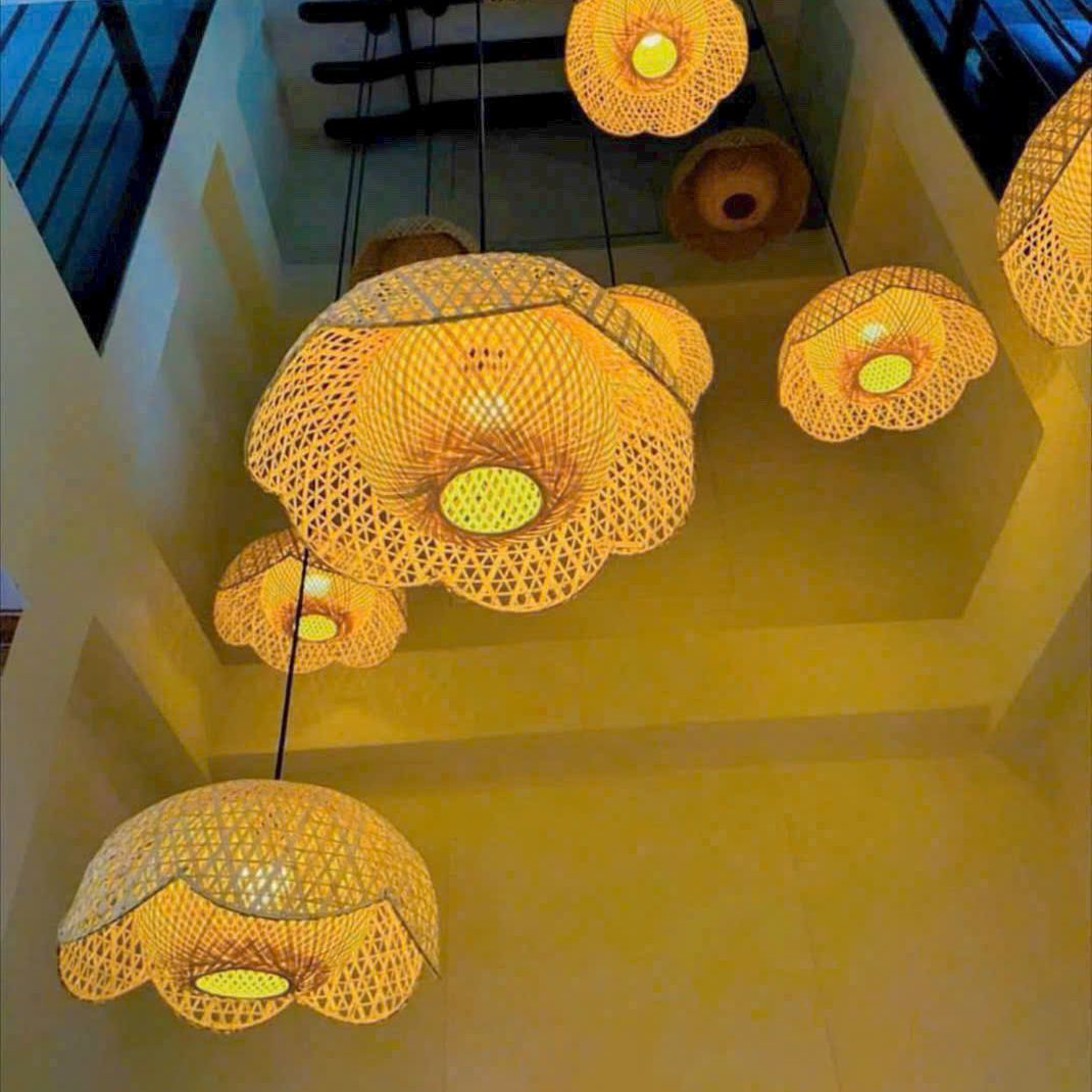 Đèn Lồng Mây Tre Đan Cầu Hoa D45 H23