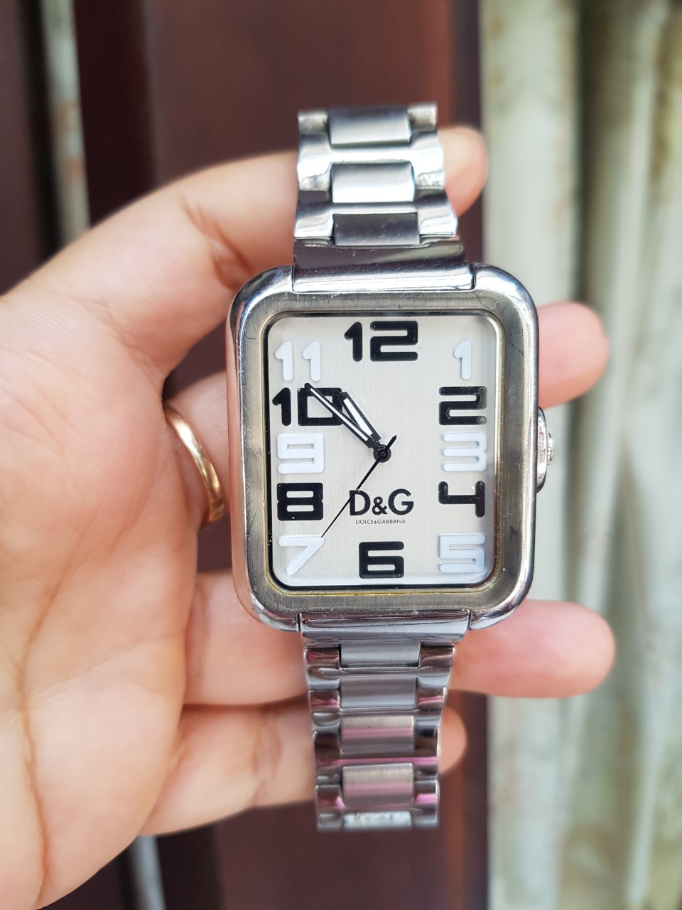 Đồng hồ nam cao cấp hiệu DG mặt vuông Size mặt 38x40mm dây kim loại đồng hồ si Nhật 2hand đã qua sử dụng [ HCM]