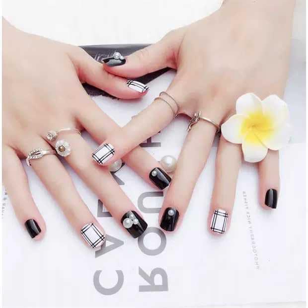 Bộ 24 Móng Tay Giả Nail Giả Móng Giả A28 (Kèm Keo Dán)