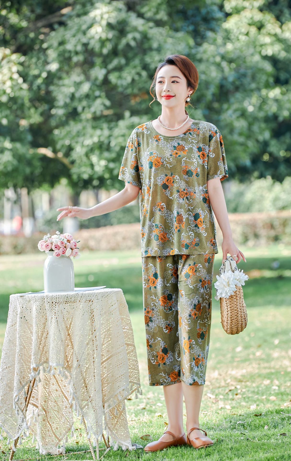 Bộ đồ trung niên nữ B60 - Đồ bộ quần áo kiểu thời trang cho mẹ cho bà - Shop bộ ngủ mặc nhà mùa hè t