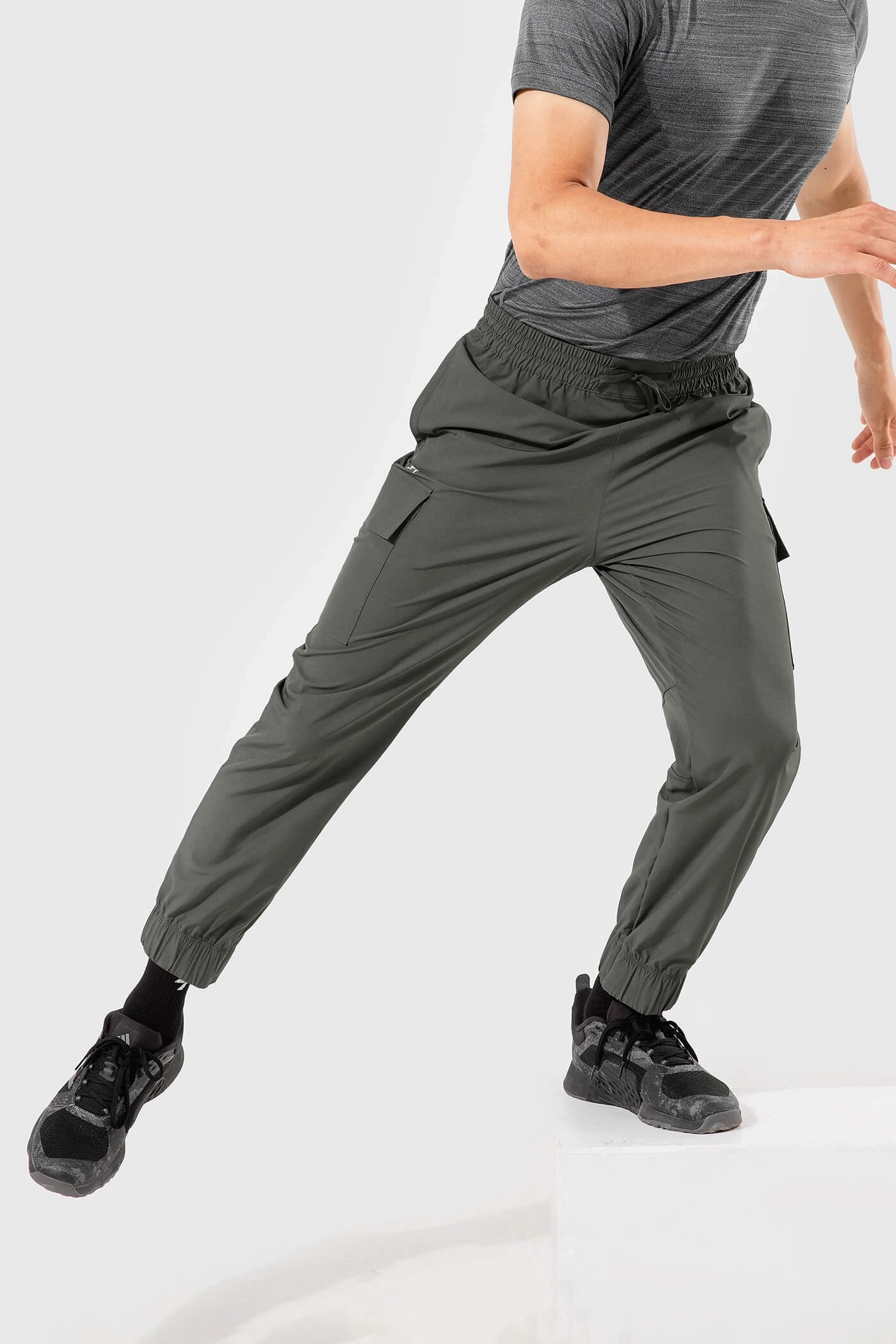 [TẶNG QUÀ ĐƠN TỪ 349K]Quần dài nam jogger thể thao dệt Woven mềm mịn co giãn tốt - Coolmate