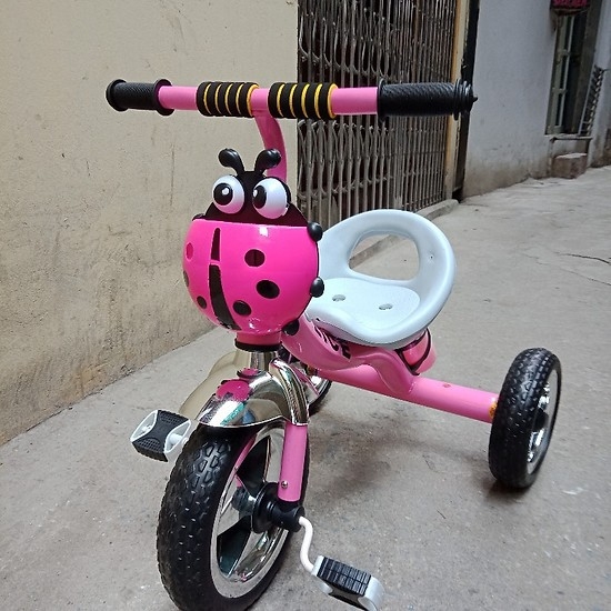 Xe đạp cho bé Xe đạp ba bánh cho bé khung thép có bình nước con bọ dành bé từ 2 3 4 5 tuổi