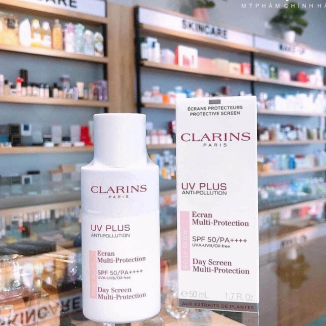 Kem Chống Nắng Nâng Tone Rạng Rỡ Clarins Rosy Glow Vạch Hồng (Kem Chống Nắng Clarin)