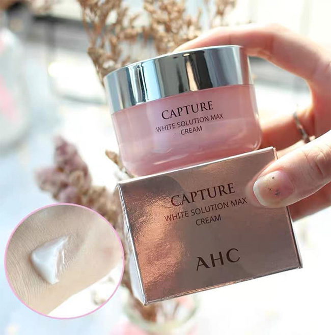 Kem dưỡng AHC White