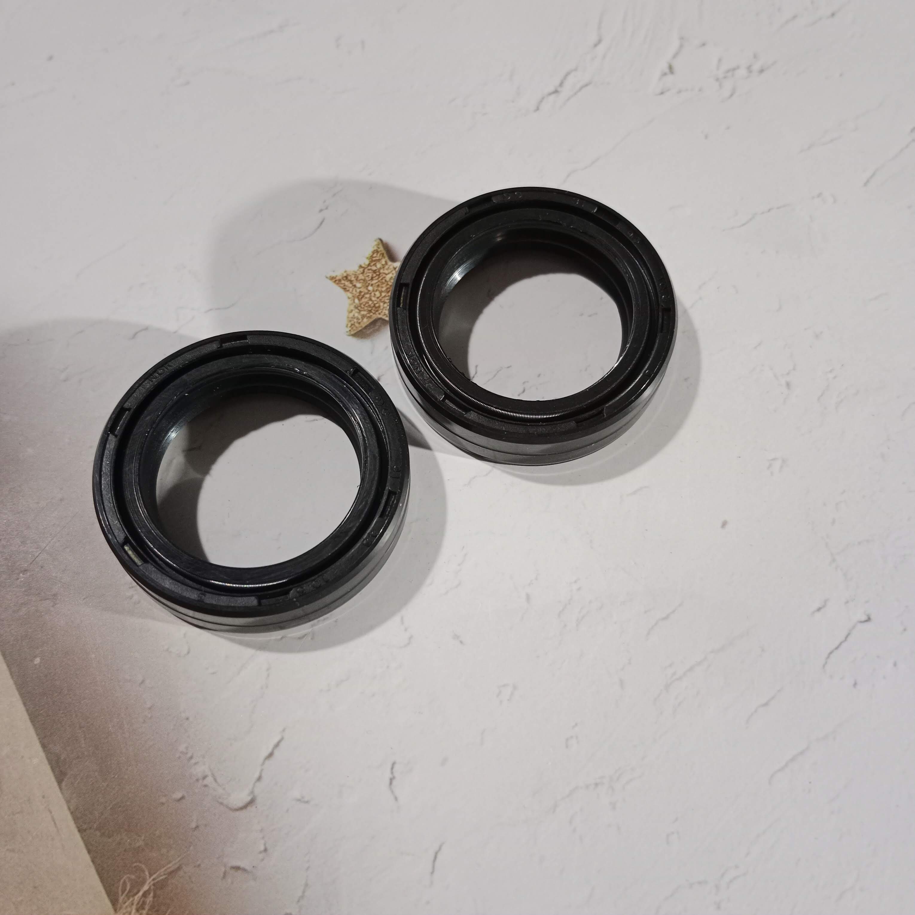 2 cái phốt nhớt phuộc trước SH Mode  PCX hàng  xịn 2 lò xo / phớt giảm sóc trước PCX  SH Mode / phốt