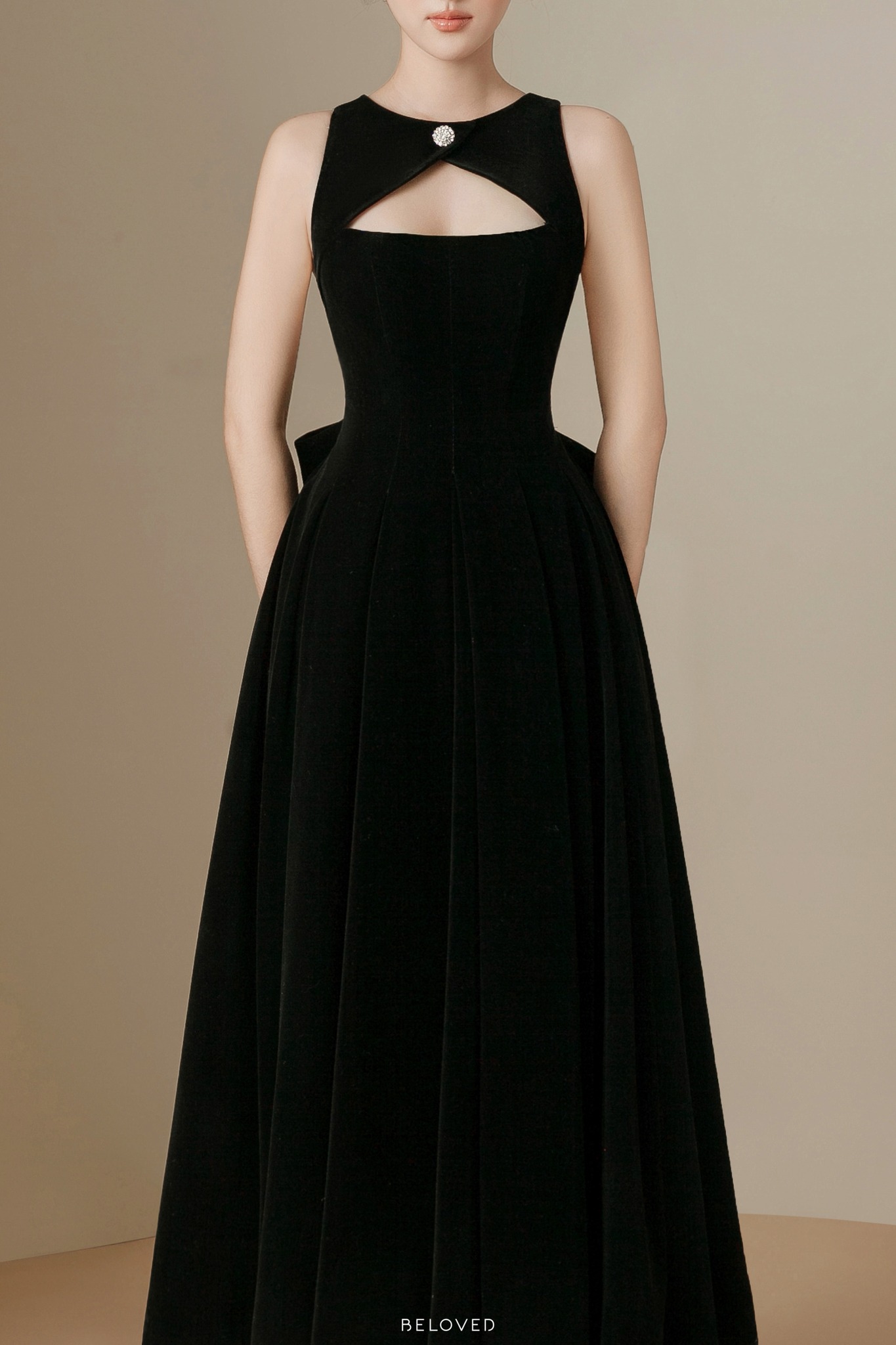 Váy tiệc cổ điển hở lưng quyến rũ - Beloved Celine Dress
