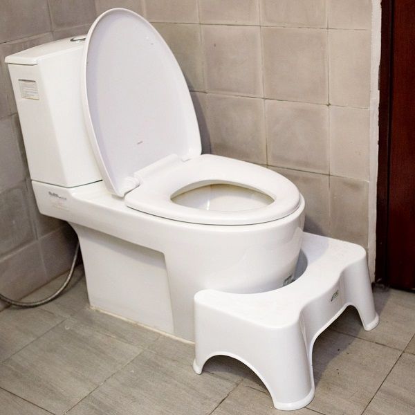 Ghế kê chân toilet Việt Nhật chống táo bón đi vệ sinh đúng cách