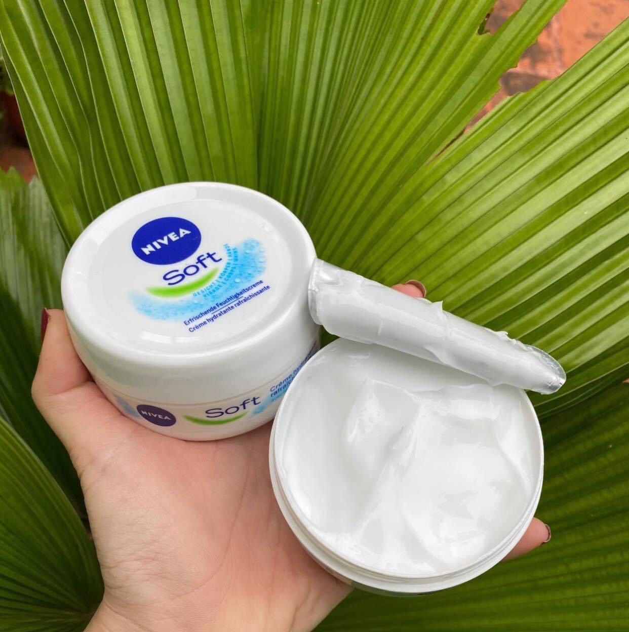 [Chính Hãng] Kem Dưỡng Ẩm - Kem Dưỡng Da Chuyên Sâu Nivea Soft Giúp Làm Mềm Mịn Và Cấp Ẩm Cho Da Xuất Xứ Đức 200Ml