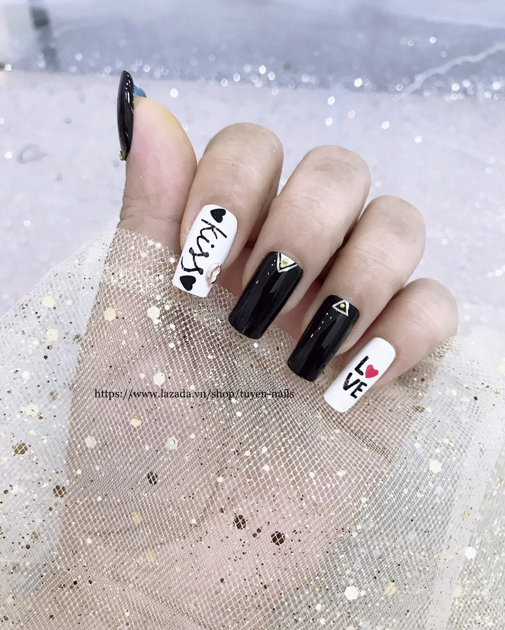 [HCM]-Móng tay giả nails thiết kế - tặng keo và dũa