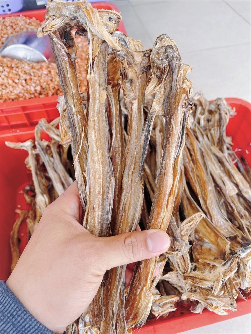 Khô Cá khoai trâu - Khô cá khoai loại lớn – Hộp 300gr Đặc sản Cà Mau Đặc sản khô Cà Mau Khô Cà Mau Đặc sản Miền tây