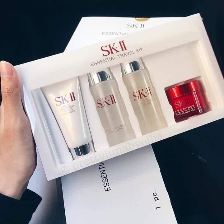 Set 4 Món Skii Mini Nhật Bản Set Sk2 Gồm Bốn Món Sữa Rửa Mặt Nước Hoa Hồng Nước Thần Và Kem Dưỡng