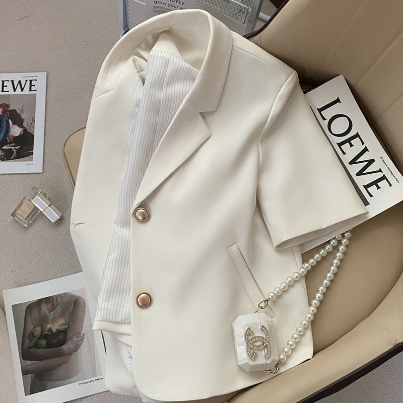 Áo blazer ngắn tay màu trắng nhạt cho nữ mùa hè mới đi làm blazer ngắn nhỏ