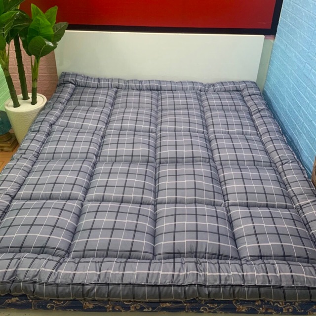 Tấm Bảo Vệ Nệm Topper 2mx2m2 (Ảnh Chụp Thật)