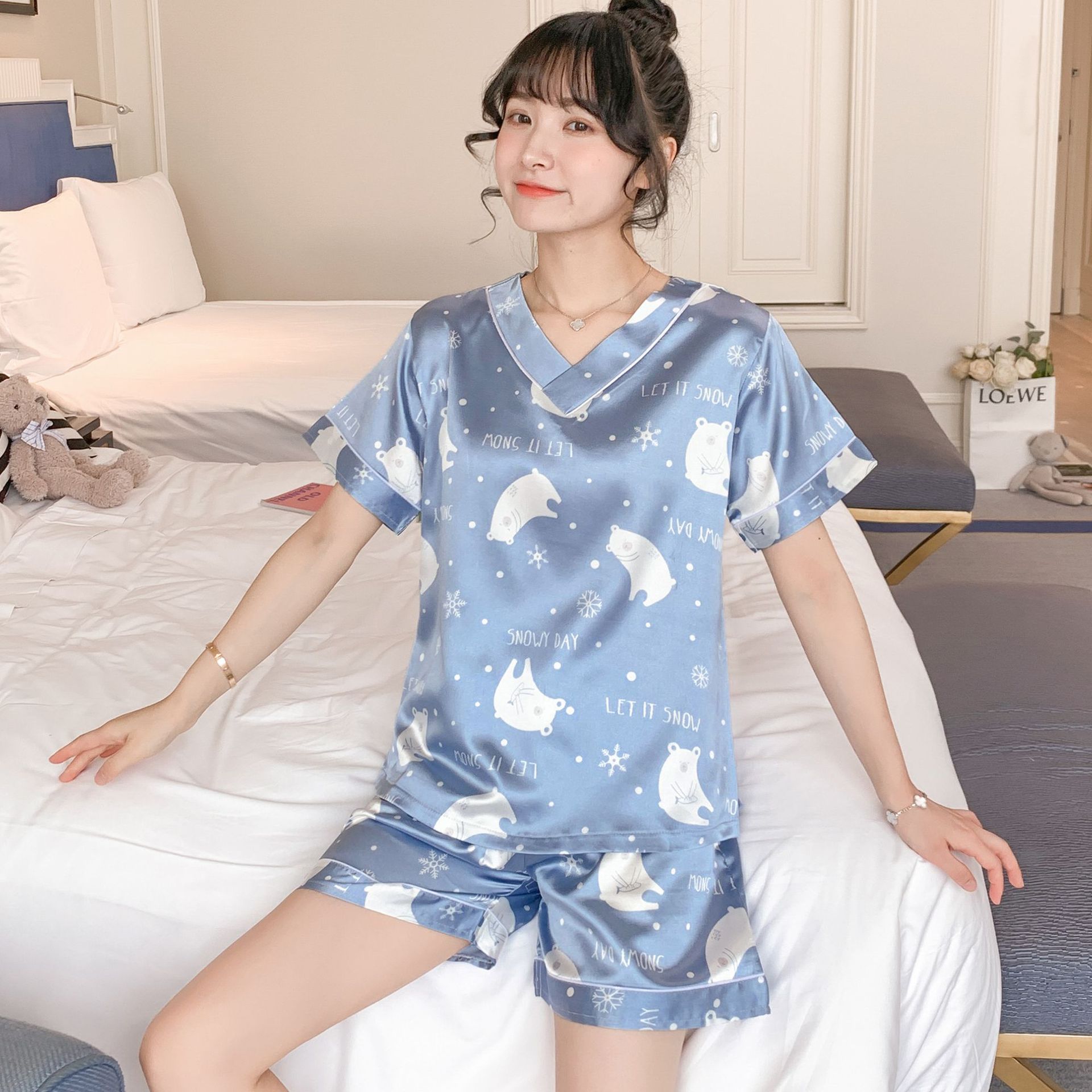 Bộ Đồ ngủ Pijama Lụa thoáng mát tay ngắn Đồ mặc nhà  Siêu dễ thương