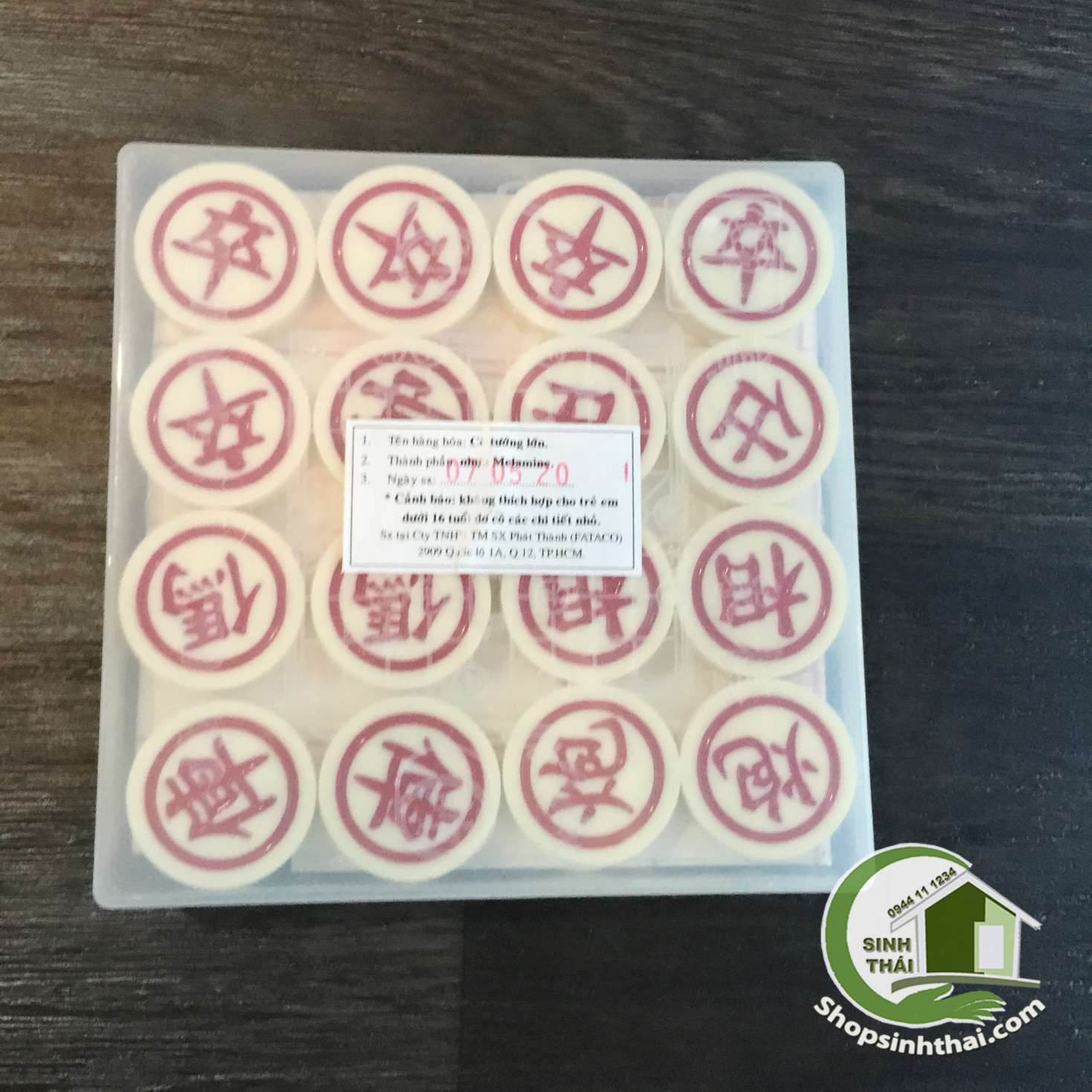 [HCM]Hộp cờ tướng hình vuông bằng nhựa đặc kèm bàn giấy 10x10x2cm