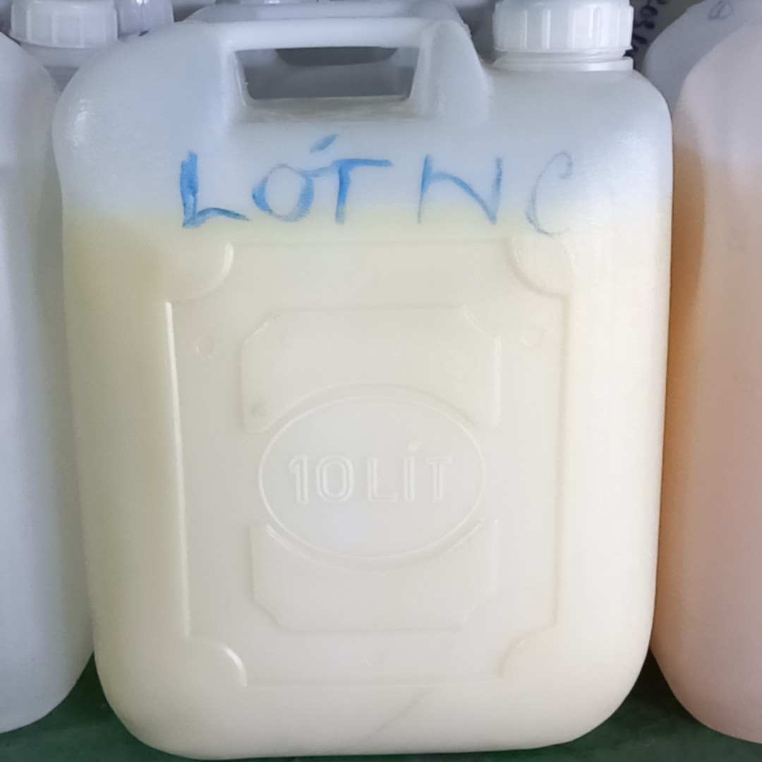 Sơn PU gỗ sơn lót pu sơn bóng pu cứng pu tinh màu gỗ( 7 màu đỏ-vàng -cam -nâu -gõ -cánh gián -đen) s