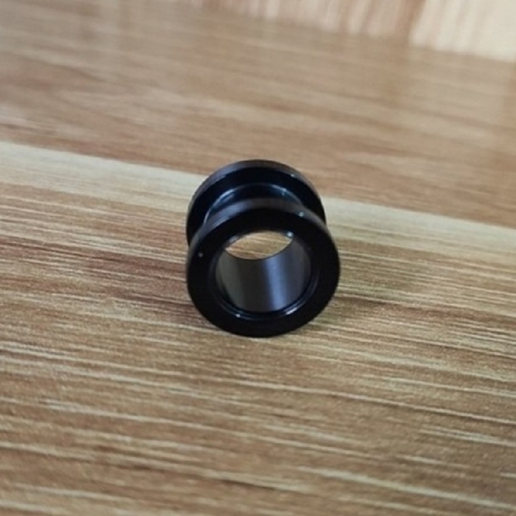 Khuyên nong tai size 14mm màu đen