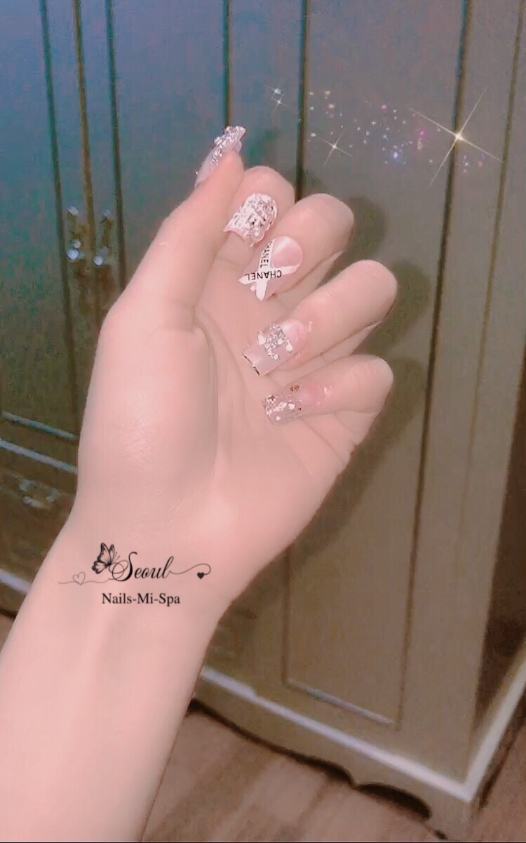 Nail box móng úp