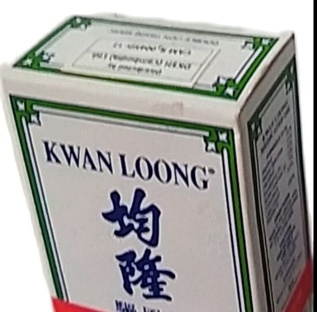 Dầu nóng  trắng  Singapore KWAN LOONG OIL