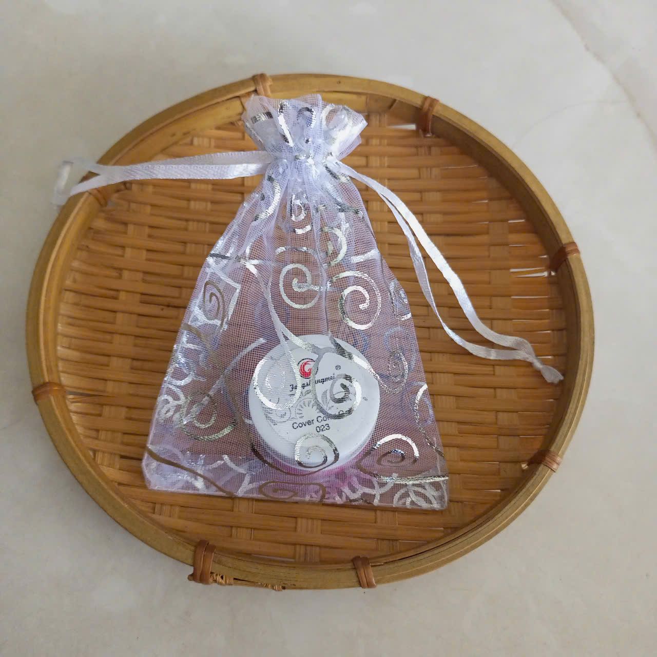 Túi dây rút satin vải voan màu trắng họa tiết lượn sóng làm quà tặng đám cưới kích thước 9x12cm