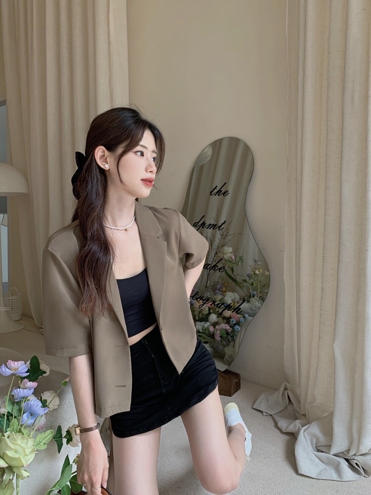 Áo Khoác Blazer Nữ Cổ Vest Chất Tuyết Mưa Cao Cấp Hàng Thiết Kế Tay Lỡ Dáng Croptop Phong Cách Thời Trang Hàn Quốc mặc đi làm đi chơi dạo phố du lịch biển